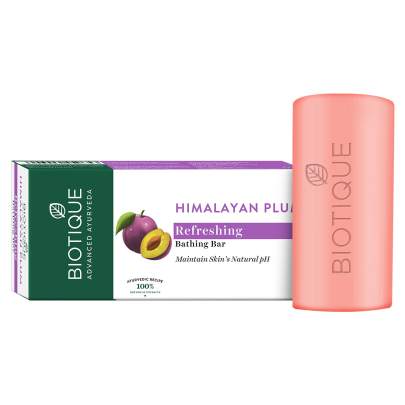 BIOTIQUE  ADVANCED AYURVEDA HIMALAYA PLUM BATHING BAR 150G
