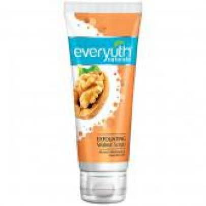 Everyuth Naturals Exfoliating Walnut Scrub 50 g    